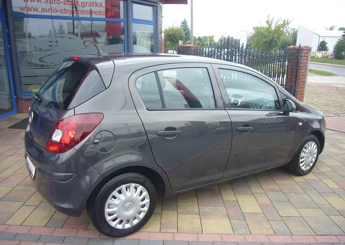 Opel Corsa cena 26200 przebieg: 104000, rok produkcji 2014 z Prudnik małe 211